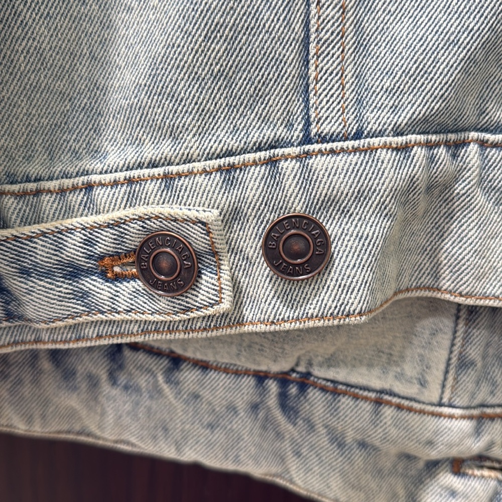 Balenciaga Women’s Oversized Distressed Denim Jacket - Picture 5 of 8